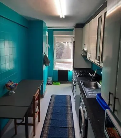 Avenida Portugal Apartment *